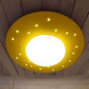 Starlight loftlampe med stjernehimmel, gul