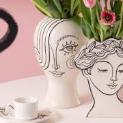 KARE Favola Lady-vase, højde 30 cm, keramik, sort/hvid