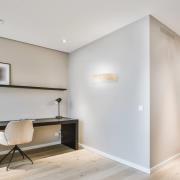 Væglampe Cleo D1DR410, fyrretræ, 41 cm lang, E27