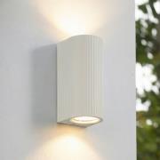 Lindby udendørs væglampe Aluvo, hvid, 16 cm, IP65, riflet