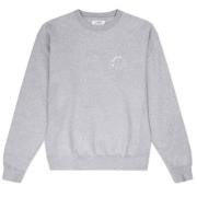 crew neck