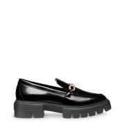 Signature Loafer med Metallic Horsebit Detalje