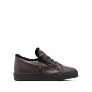 Elegant Brun Lukkede Flade Sneakers