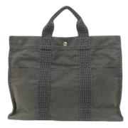 Pre-owned Canvas totes