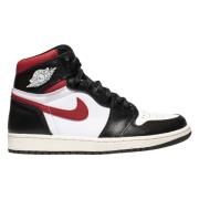 Retro High Gym Red Limited Edition