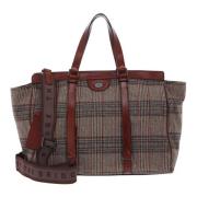 Stilfuld Duffle Taske