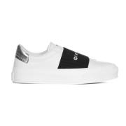 Sorte Slip-on Sneakers med Broderet Signatur