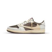 Retro Low OG SP Reverse Mocha