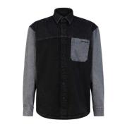 Stilfuld tofarvet denim skjorte