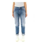 Slim Boyfriend Mid Waist Jeans