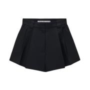 Flared Sorte Shorts med Dobbelt Plissering