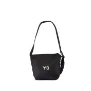 Sort Syntetisk Crossbody Taske med Magnetisk Lukning