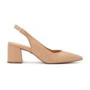 Beige pumps på en behagelig hæl