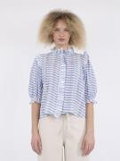 Neo Noir Chacha Graphic Blouse Kvinde Light Blue Kortærmede Bluser Str...