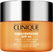 Clinique Superdefense SPF 40 Fatigue + 1st Signs of age Multicorrectin...