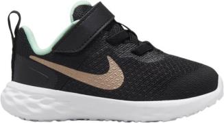 Nike Revolution 6 Sneakers Sort Sneakers Str 19.5 - hos Magasin