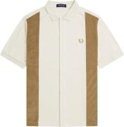 Fred Perry M7807 Mand Ecru Kortærmede Poloer Str L - hos Magasin