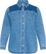 Kaffe Curve Kcsandria Denim Shirt Kvinde Light Blue Denim Tunikaer Str...